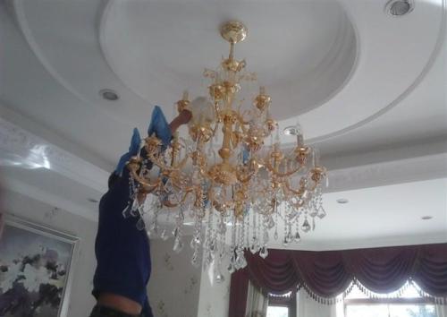 清洗水晶灯需要注意哪些